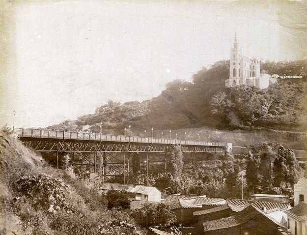 Pont Crespo, Caracas, Venezuela. Circa 1890.