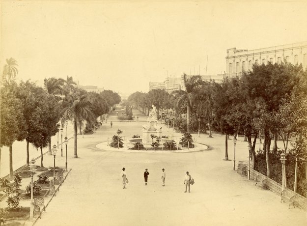Plaza de India, Havana